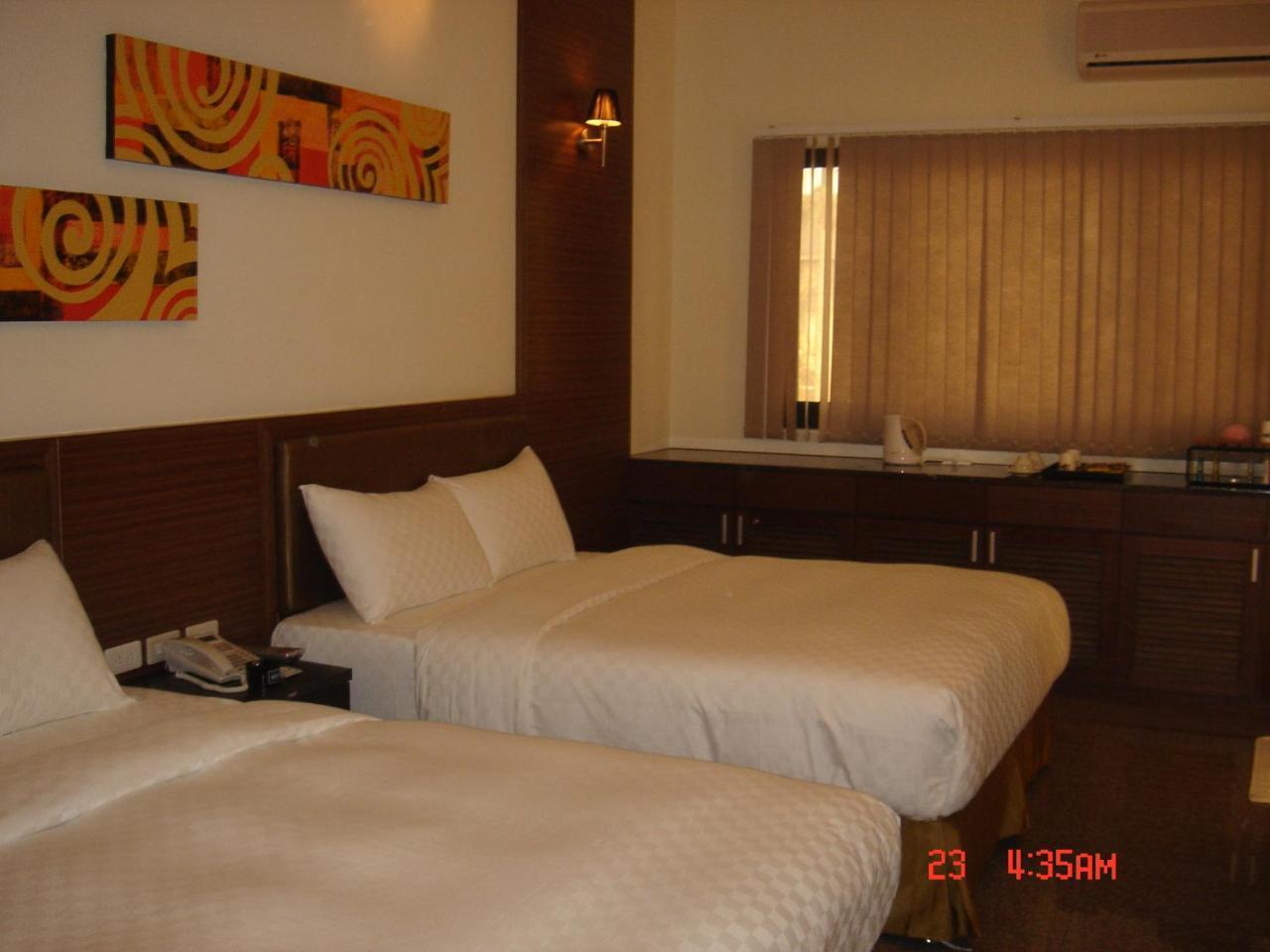 Hip Spa Motel Taichung Exterior photo